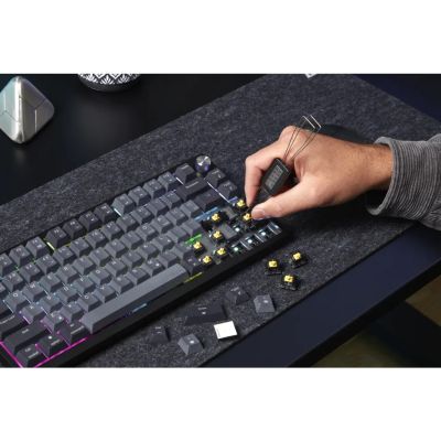 3. Corsair K65 PLUS Tastatur | Mechanische Gaming-Tastatur | Kabellos | Nordische Sprache | USB Typ-A | CORSAIR MLX Rot