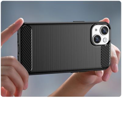 5. Carbon Case für iPhone 14 Plus flexible Gel-Rückseite schwarz