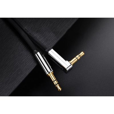10. Ugreen AUX-Audiokabel 3,5 mm Miniklinke 0,5 m schwarz (AV119 10596)