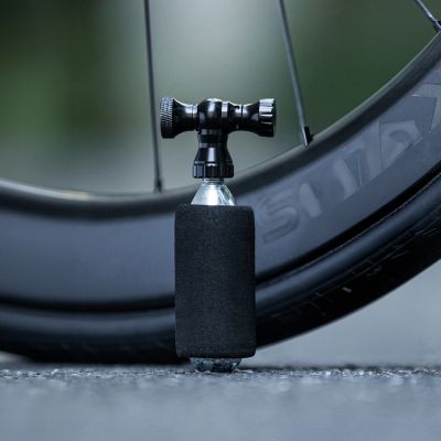 8. Rockbros CO₂-Pumpe, Ventilkopf aus Aluminiumlegierung, patronenfrei, Presta/Schrader-kompatibel – schwarz