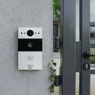 3. FIBARO MyBell externe Video-Türsprechanlage (MBIP1BSTAT)