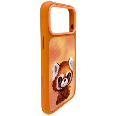 3. Nimmy Big Eyed Pet 2.0 Waschbär-Hülle für iPhone 17 Pro Max – Orange