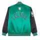 2. Mitchell & Ness NBA Boston Celtics Primetime Schwergewichts-Satinjacke Vintage Logo Celtics M JK8453-BCEKYGN