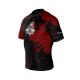 3. Das Kompressions-Rashguard „Blood“ besteht aus DBX MORE DRY M-Material.