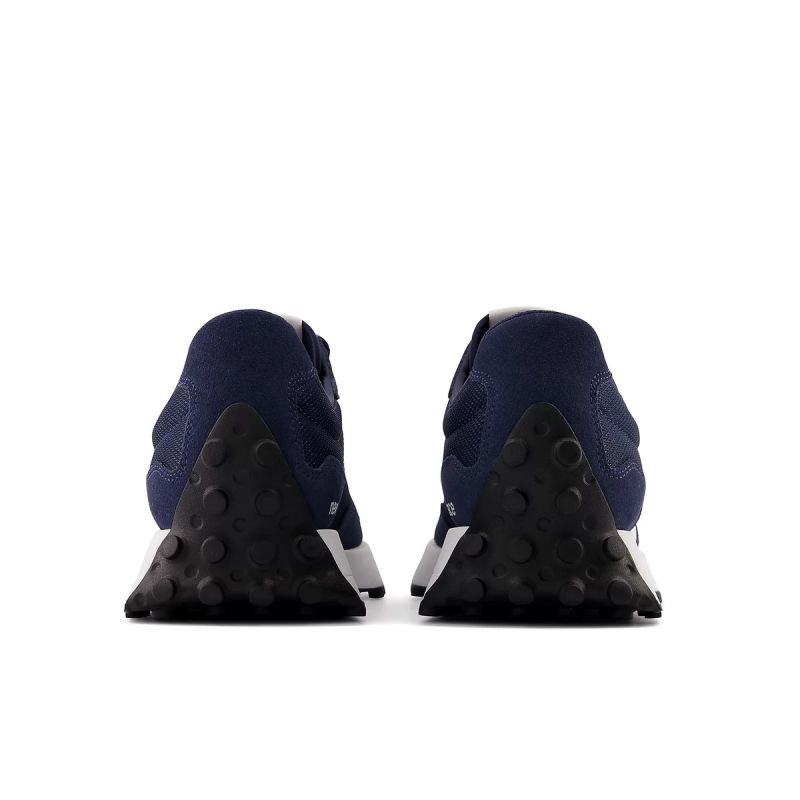 12. New Balance M MS327CNW Schuhe