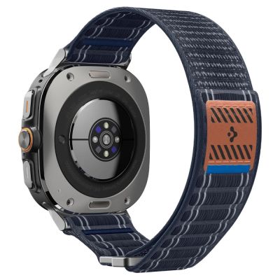 9. Spigen WBF0 Armband für Samsung Galaxy Watch Ultra 47 mm – Marineblau