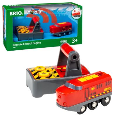 BRIO 33213 Rote ferngesteuerte Lokomotive S. 4