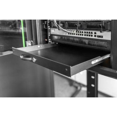 7. Tastaturablage mit Schloss 19" 1HE Digitus schwarz RAL 9005