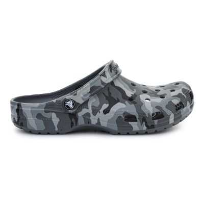 7. Crocs Classic Printed Camo Clog M 206454-0IE Flip-Flops