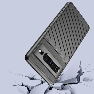 4. Thunder Case flexible gepanzerte Hülle für Google Pixel 7 Pro schwarz