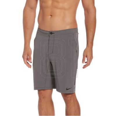 2. Nike Flow 9" M NESSC515-061 Shorts