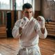 2. DBX-KM Weiße DBX Bushido Karate-Handschuhe