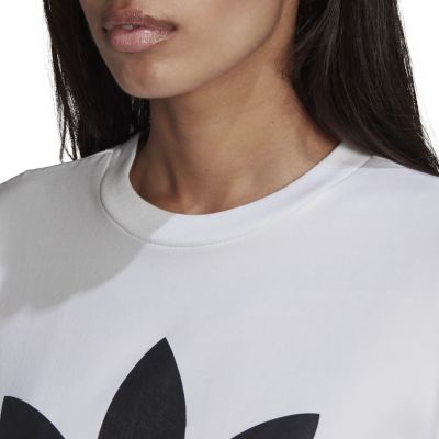 3. adidas Trefoil T-Shirt W GN2899