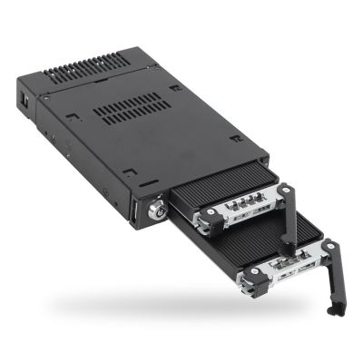 6. IcyDock M.2 PCIe NVMe SSD Mobile Rack für externe 3,5" 4i 2x