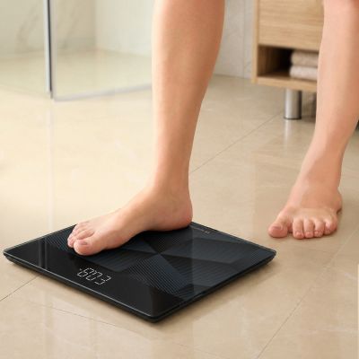 6. Wozinsky WAL-180 Badezimmerwaage bis 180 kg, präzise - Schwarz