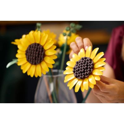 24. LEGO Botanische Kollektion 11502 – Sonnenblumenstrauß