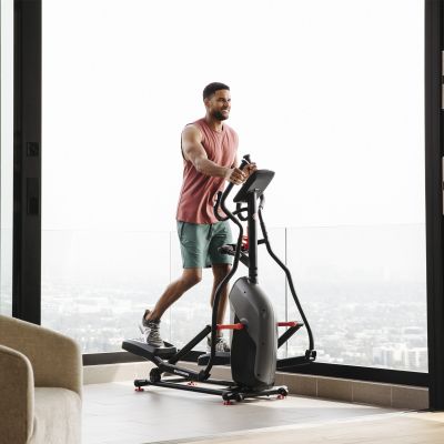 19. Schwinn 510E Programmierbarer Ellipsentrainer