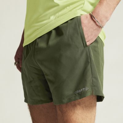 6. Herren CORE ESSENCE SHORTS 2 M