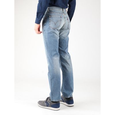 2. Levi`s Jeans 752-0023