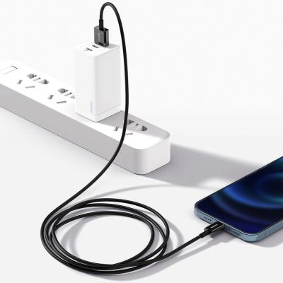 10. Baseus Superior USB - Lightning Schnellladedatenkabel 2,4 A 1 m schwarz (CALYS-A01)