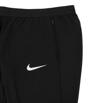 4. Nike Strike Express Herrenhose Schwarz IR0648 010