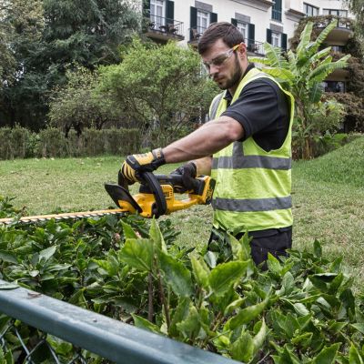 7. DeWALT DCM563P1-QW Elektrische Heckenschere mit Einzelklinge, 3,4 kg