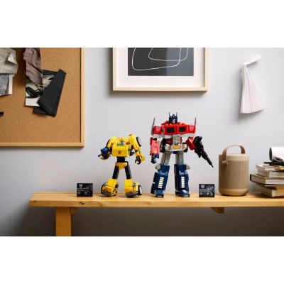 5. LEGO 10338 ICONS Bumblebee