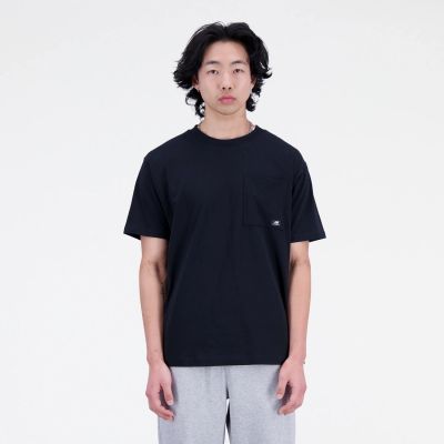 5. New Balance T-Shirt Essentials Reimagined Cott M MT31542BK
