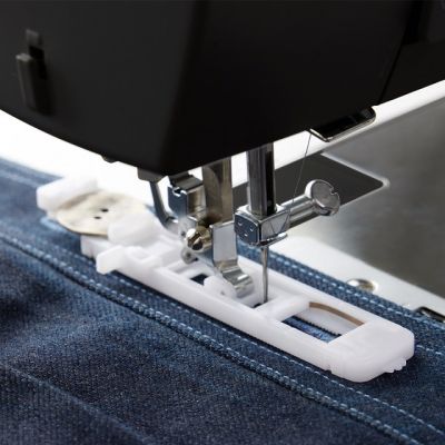 2. SINGER 4432 Schwarze automatische Nähmaschine, elektromechanisch