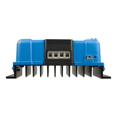 2. Victron Energy SmartSolar MPPT 150/45 Solarladegerät