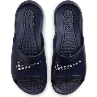 6. Nike Victori One M CZ5478-400 Pantoletten