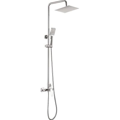 Regendusche mit Duscharmatur