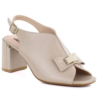 10. Beigefarbene Jezzi RMR25112-3 Sandalen mit Blockabsatz und Schleife für Damen