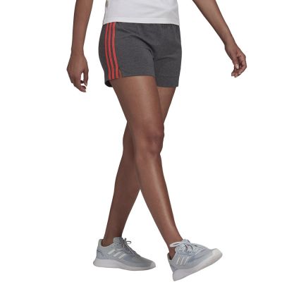 6. adidas Essentials Slim 3-Streifen Shorts W HD1810