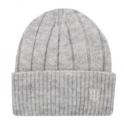 8. Tommy Hilfiger Timeless Beanie W AW0AW13827