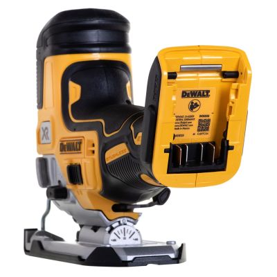 10. 18V Stichsäge ohne Akku und Ladegerät DCS335NT DEWALT