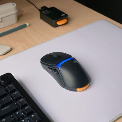 8. Glorious Gaming Modell O3 Kabellose Maus für Rechtshänder, RF-Funk, optisch, 30000 DPI