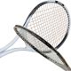 10. 4-IN-1-TENNISSET: SCHLÄGER, 2 BÄLLE, ENERO-ARMBAND-SET