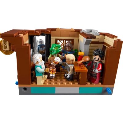 16. LEGO IDEAS 21348 Dungeons & Dragons: Die Geschichte des Roten Drachen
