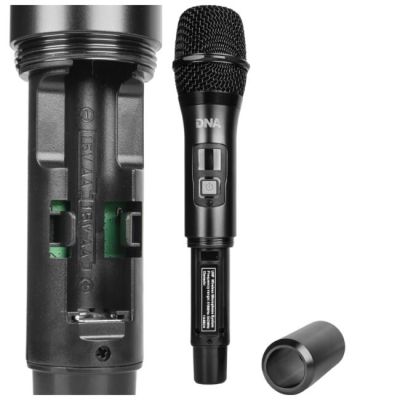 9. UMA VOCAL SET – Drahtloses Dual-Set bestehend aus 2 Handmikrofonen + Empfänger mit Mikrofon-Ladestation