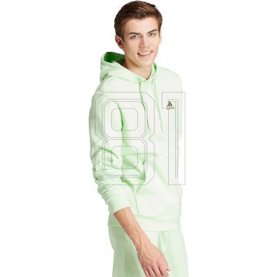 3. adidas Essentials Fleece Hoodie M IN0327