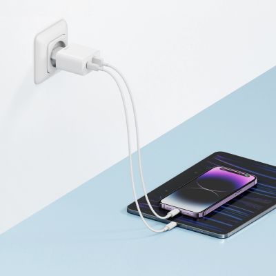 3. Cuktech A19 30W USB-A + USB-C Wandladegerät – Weiß