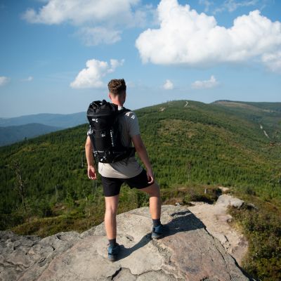 3. NC1938 SCHWARZER KJOLEN TOURISTENRUCKSACK 40L NILS CAMP