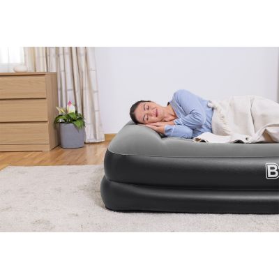 18. Bestway 67403 Luftmatratze 203x152x46cm