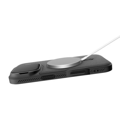 12. Spigen Optik Armor MagSafe Hülle für iPhone 17 - Schwarz
