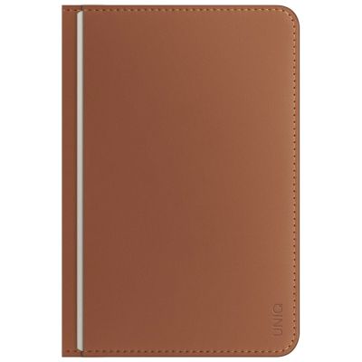5. Uniq Belmont Reisepasshülle mit Apple Find My RFID-Blockierung, Karamellbeige