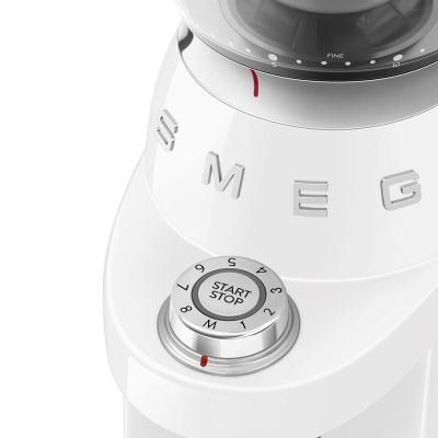 7. Smeg CGF03WHEU Kaffeemühle 150 W Weiß