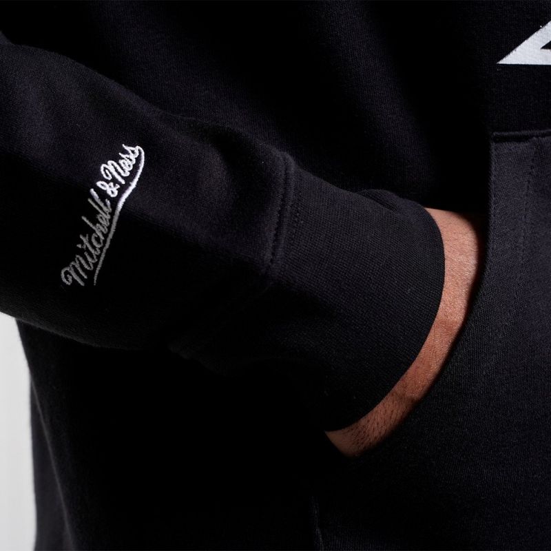 9. Mitchell & Ness NFL Team Logo Hoody Oakland Raiders M HDSSINTL1052-ORABLCK