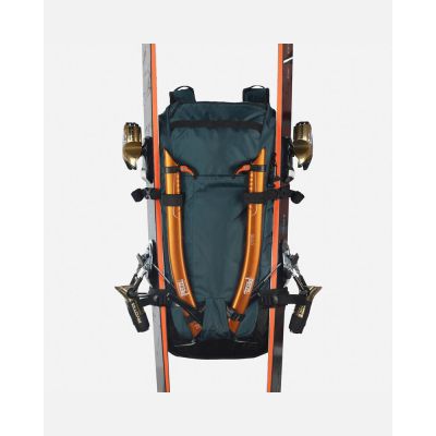 6. DYNASTAR M-35 LEICHTER RUCKSACK