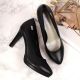 5. Mattschwarze Plateau-Pumps von Sergio Leone